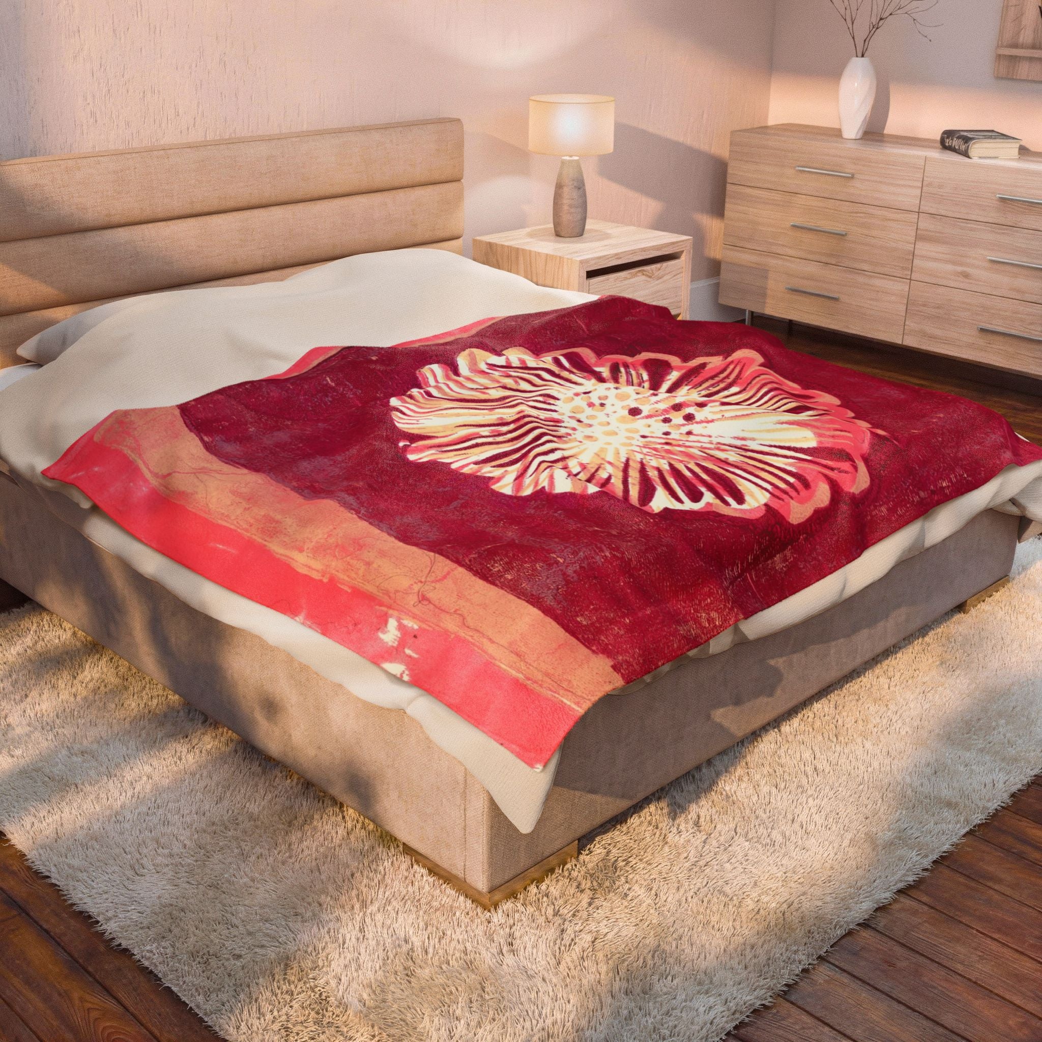 Velveteen Plush Blanket — Pink Floral Burst Throw